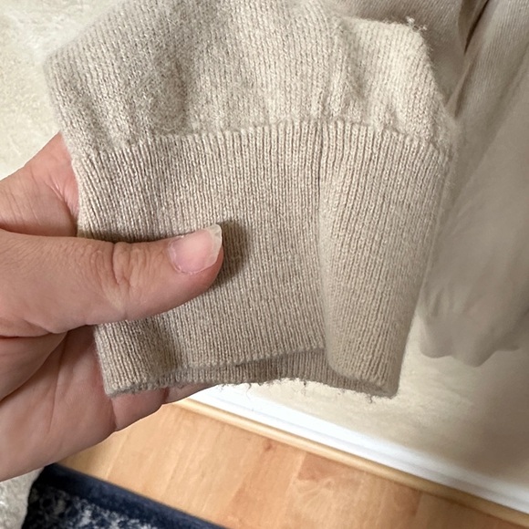 Carhartt Men's Tan Crewneck Lambswool Sweater - Picture 7 of 12